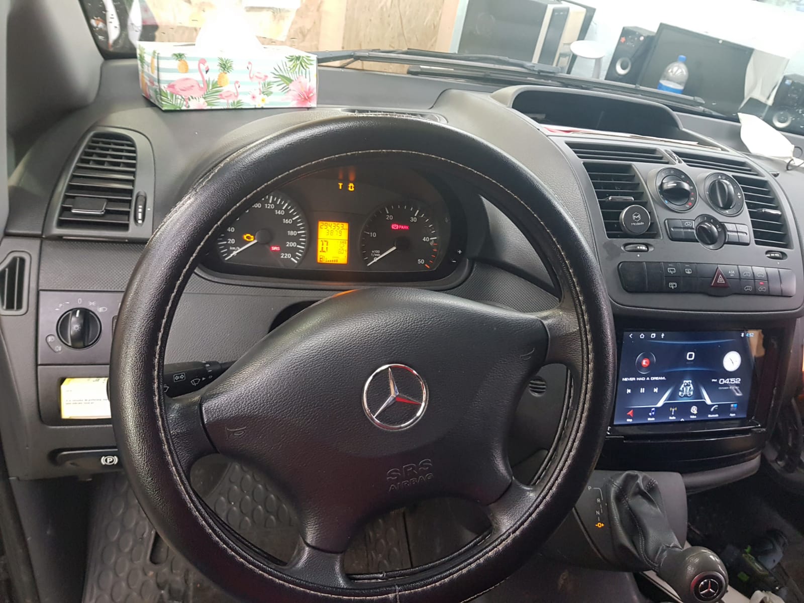 Navigatie dedicata Mercedes Vito W639 2003-2015, 8GB RAM 128GB ROM, Octacore, Platforma TS18, Display 9" QLED, Carplay&Android Auto, Android 14, Ventilator Activ - imagine 2